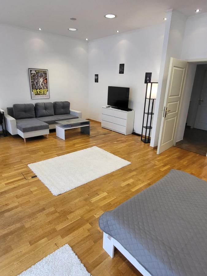 Pette C40 Apartamento *